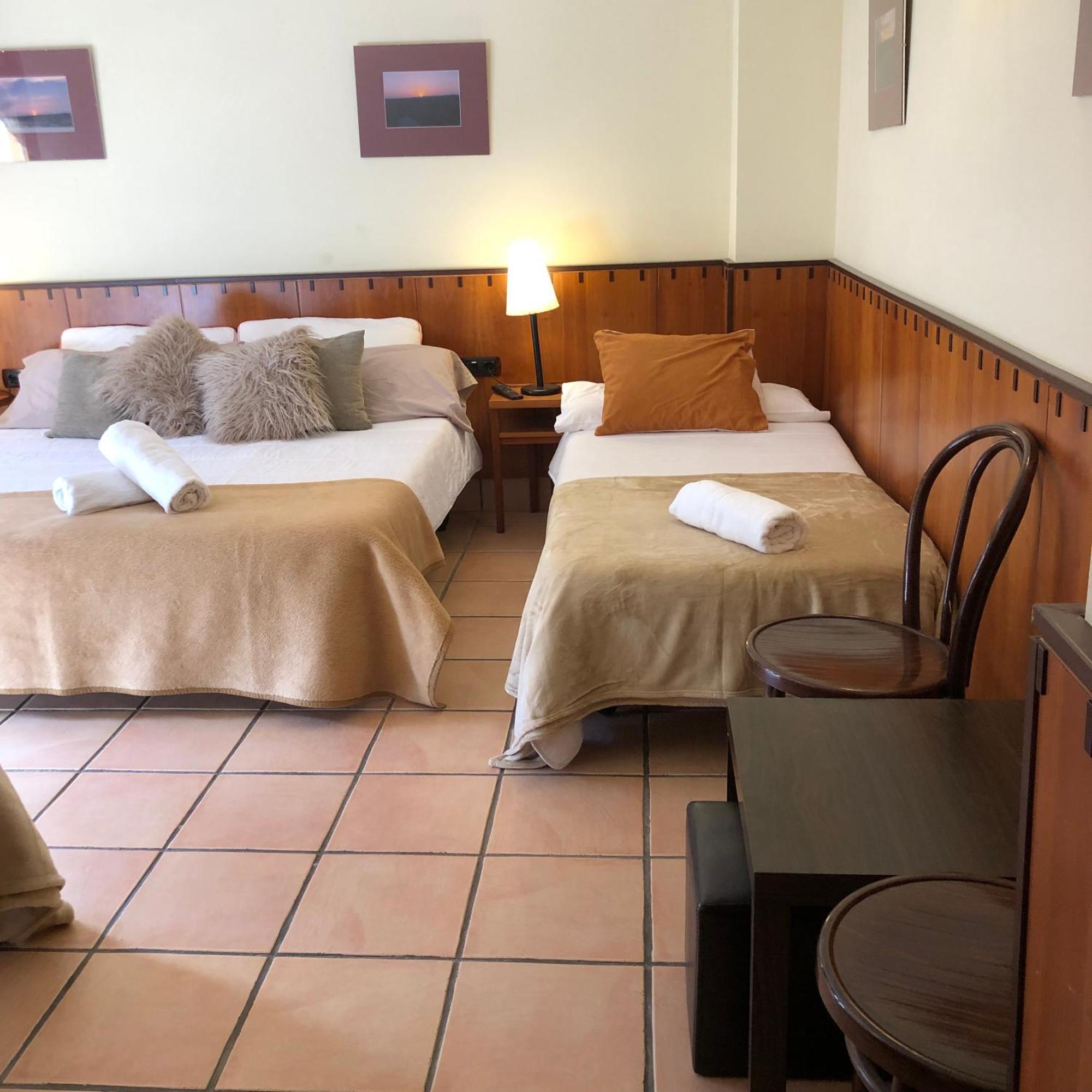 Hostal Tastavins Peñarroya de Tastavins Dış mekan fotoğraf