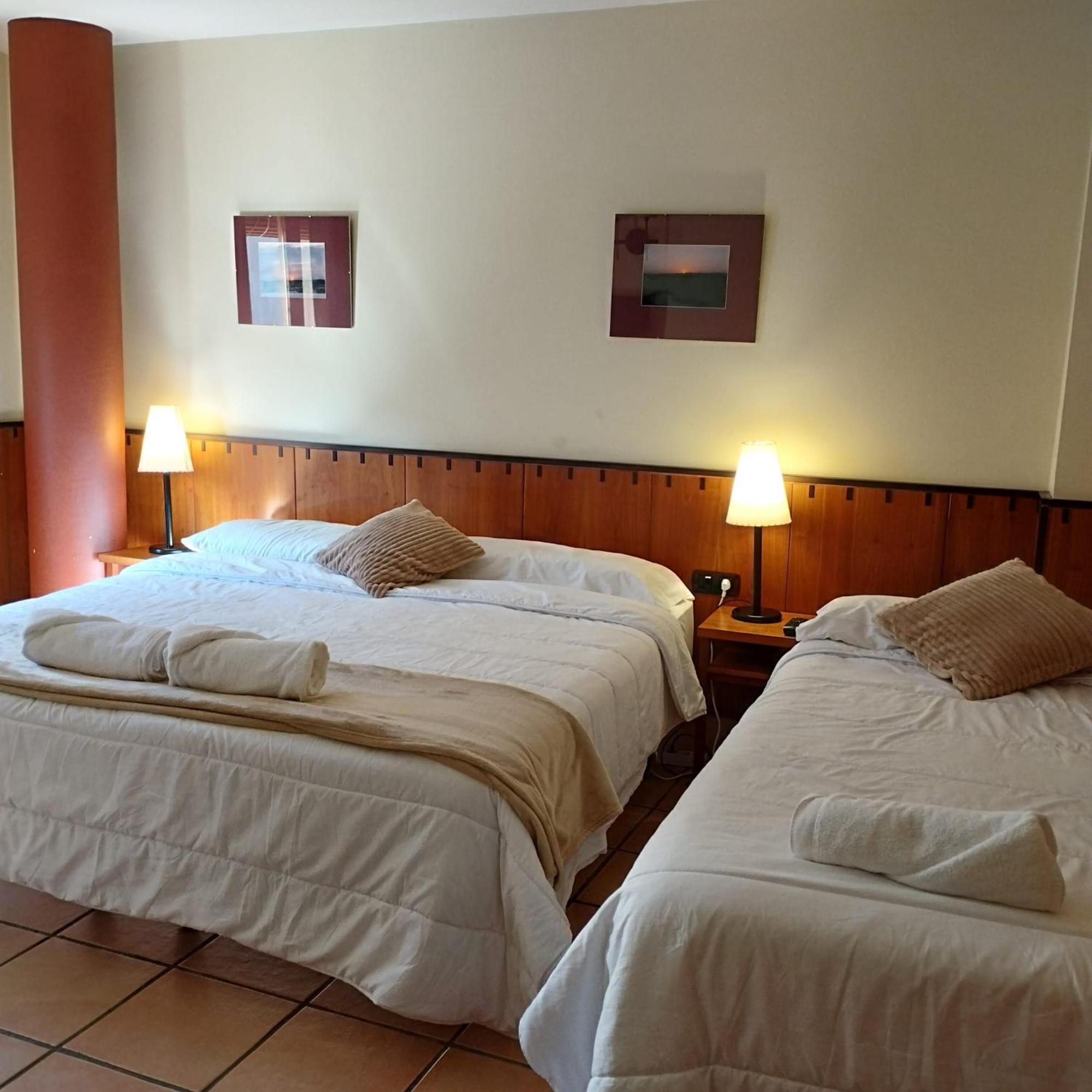 Hostal Tastavins Peñarroya de Tastavins Dış mekan fotoğraf