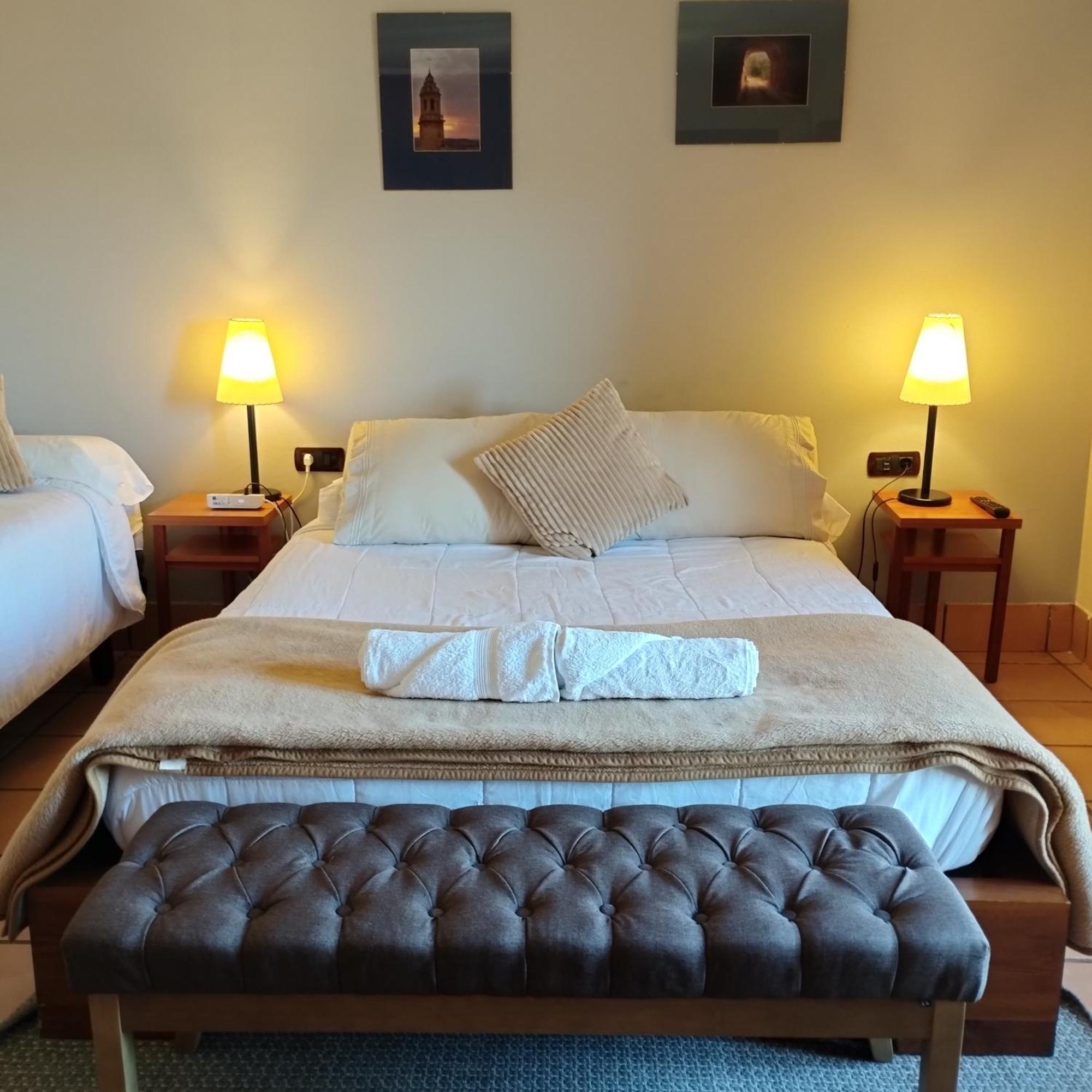 Hostal Tastavins Peñarroya de Tastavins Dış mekan fotoğraf