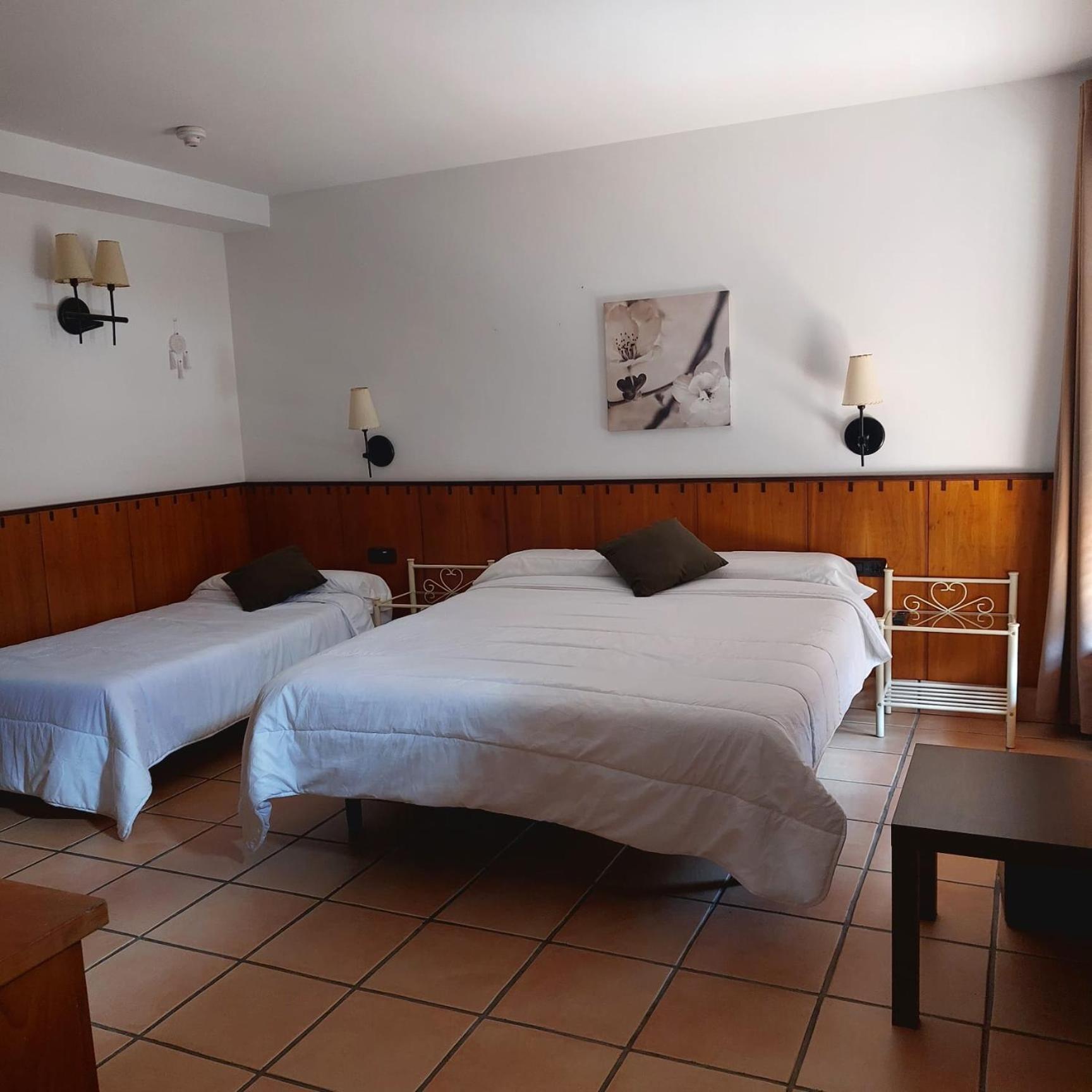 Hostal Tastavins Peñarroya de Tastavins Dış mekan fotoğraf
